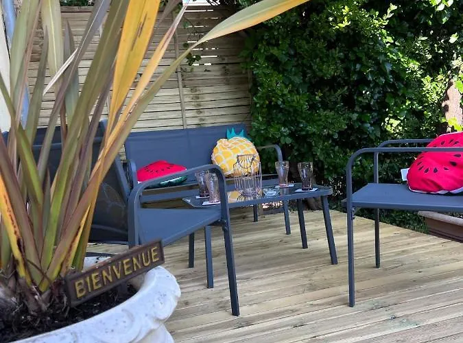 펜션 Charmante Maison Climatisee Avec Piscine Au Calme A